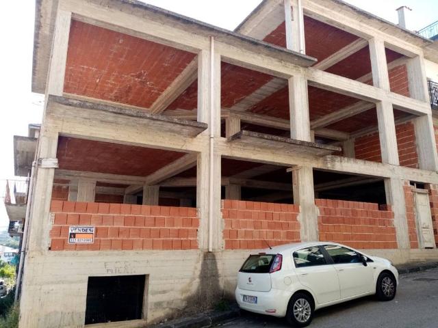 Palazzo / Stabile in vendita a Sant'Agata di Militello ME