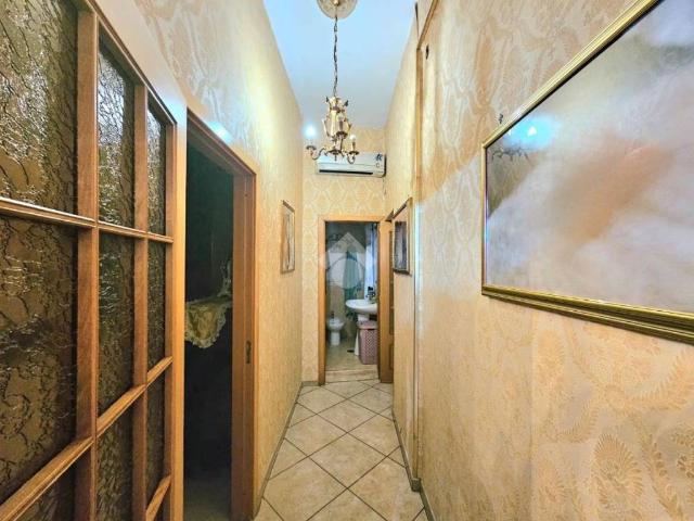 Palazzo / Stabile in vendita a Sant'Antimo NA