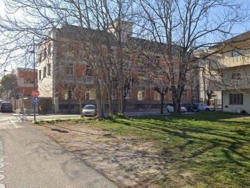 Palazzo / Stabile in vendita a Sant'Egidio alla Vibrata TE