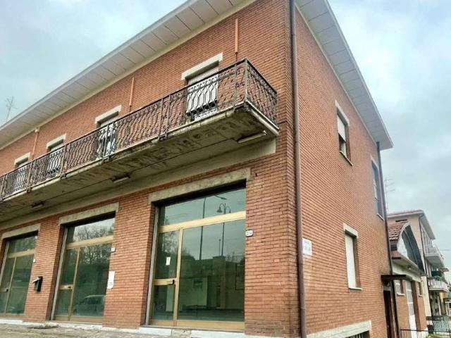 Palazzo / Stabile in vendita a Sassuolo MO