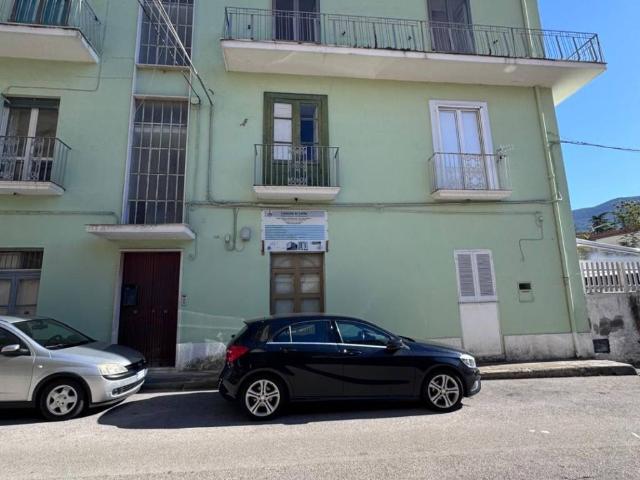 Palazzo / Stabile in vendita a Sapri SA