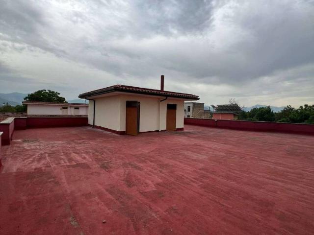 Palazzo / Stabile in vendita a Saviano NA