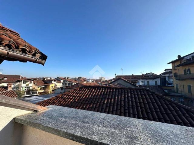 Palazzo / Stabile in vendita a Savigliano CN