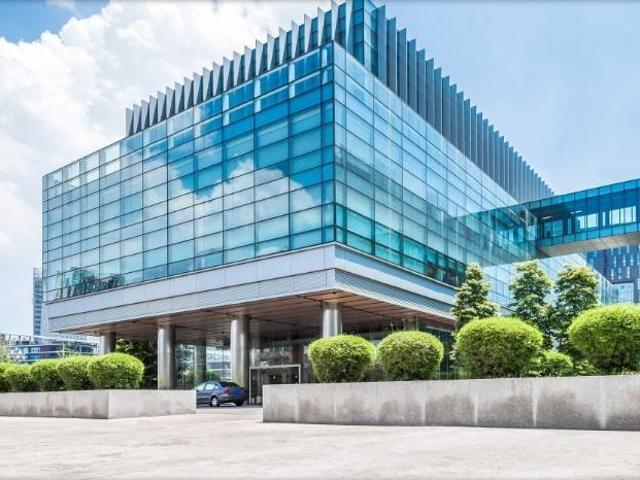 Palazzo / Stabile in vendita a Sesto Fiorentino FI