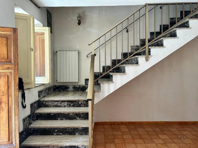 Palazzo / Stabile in vendita a Sermoneta LT