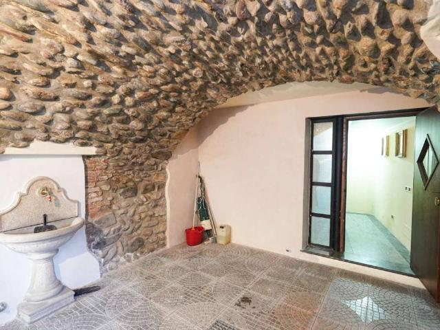 Palazzo / Stabile in vendita a Seriate BG