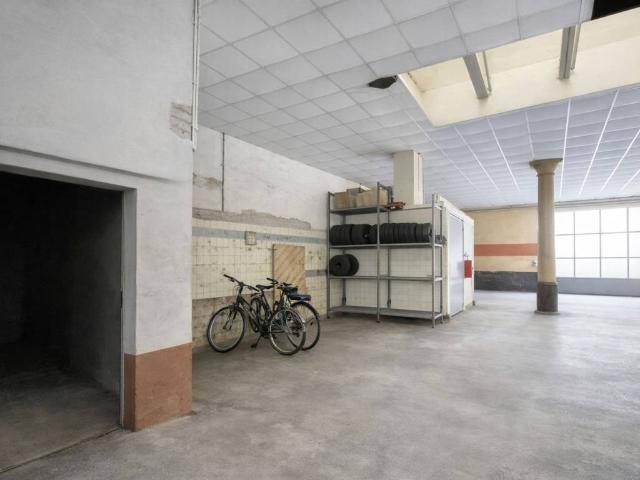 Palazzo / Stabile in vendita a Signa FI