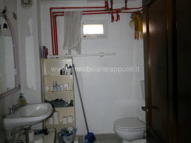 Palazzo / Stabile in vendita a Sinalunga SI