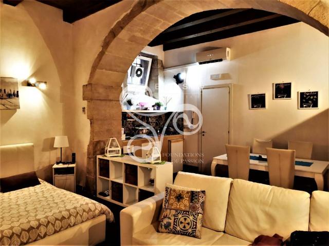 Palazzo / Stabile in vendita a Siracusa SR