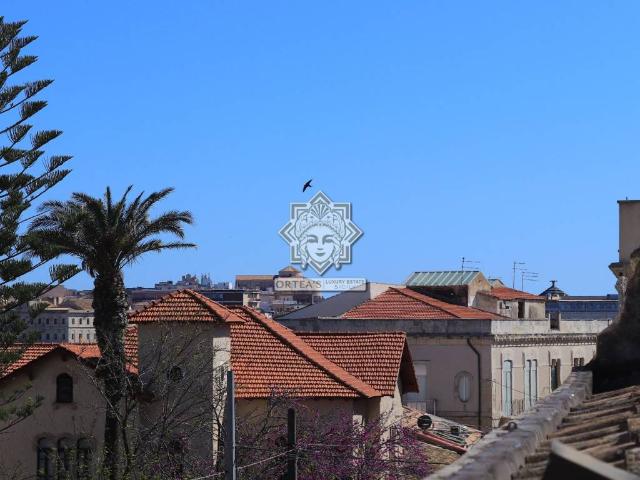 Palazzo / Stabile in vendita a Siracusa SR