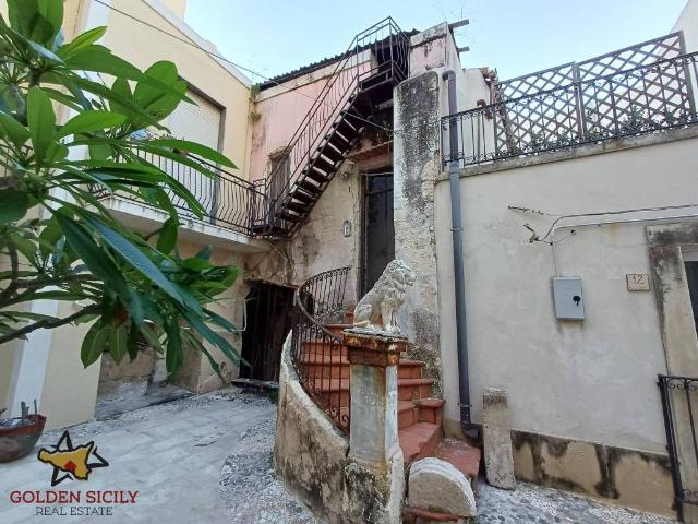 Palazzo / Stabile in vendita a Siracusa SR