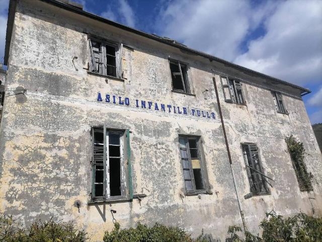 Palazzo / Stabile in vendita a Sori GE