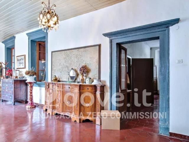 Palazzo / Stabile in vendita a Sovere BG