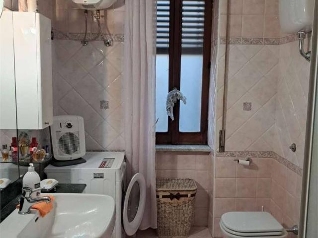 Palazzo / Stabile in vendita a Sparanise CE