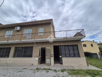 Palazzo / Stabile in vendita a Spinea VE