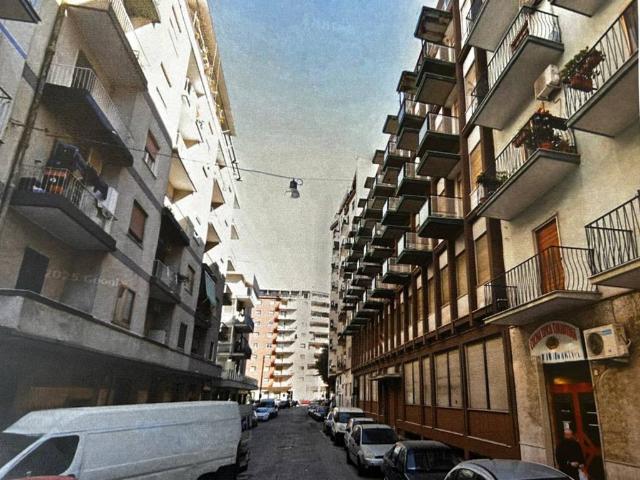 Palazzo / Stabile in vendita a Taranto TA