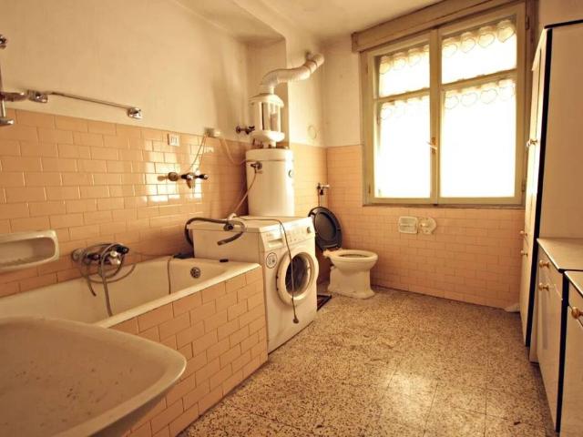 Palazzo / Stabile in vendita a Tesero TN