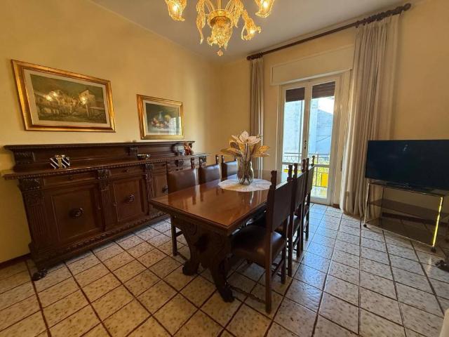 Palazzo / Stabile in vendita a Terni TR