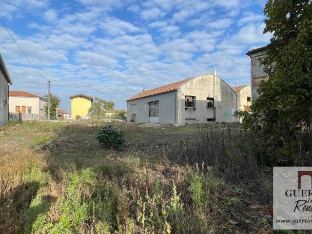 Palazzo / Stabile in vendita a Terre del Reno FE