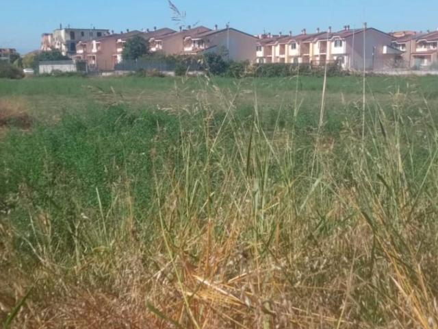 Palazzo / Stabile in vendita a Teverola CE