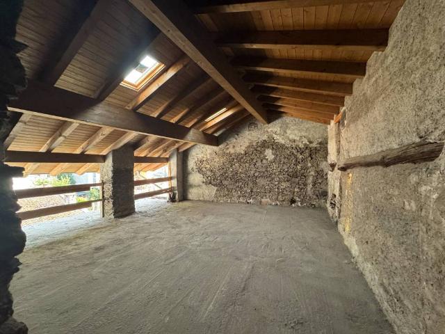 Palazzo / Stabile in vendita a Tirano SO