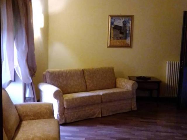 Palazzo / Stabile in vendita a Todi PG
