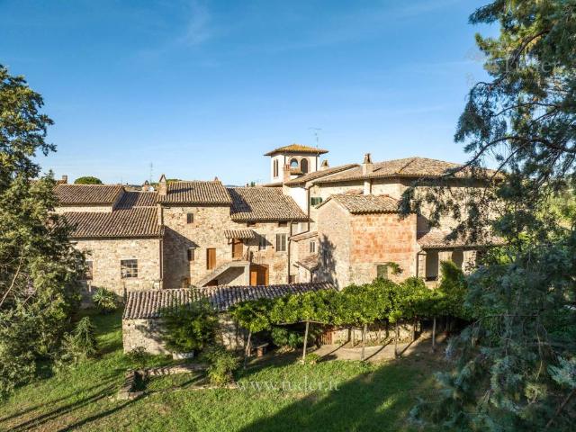 Palazzo / Stabile in vendita a Todi PG