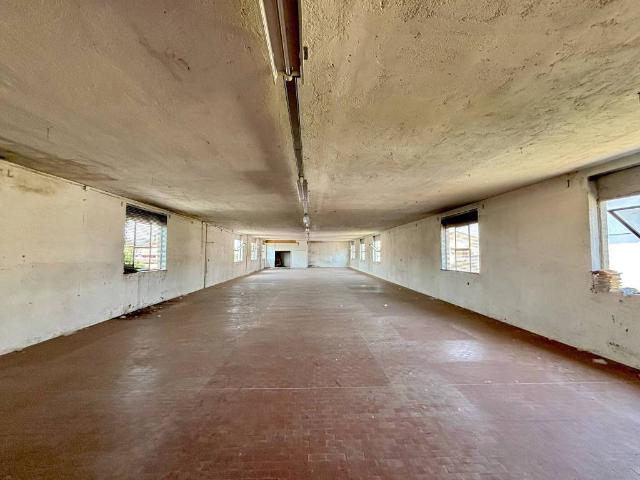 Palazzo / Stabile in vendita a Torbole Casaglia BS