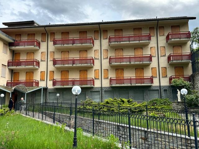 Palazzo / Stabile in vendita a Torino TO
