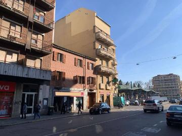 Palazzo / Stabile in vendita a Torino TO