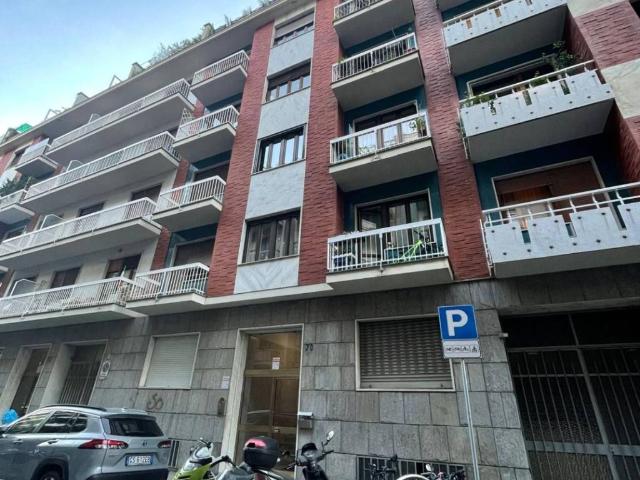 Palazzo / Stabile in vendita a Torino TO