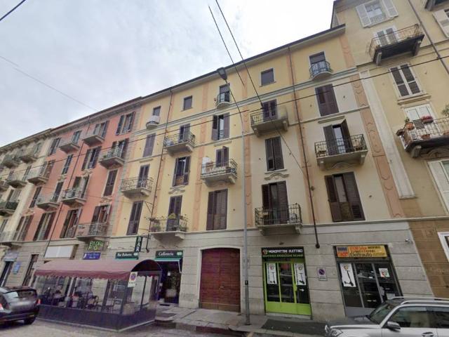 Palazzo / Stabile in vendita a Torino TO