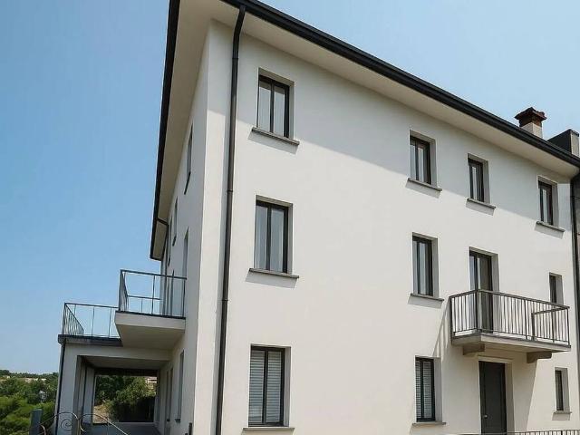 Palazzo / Stabile in vendita a Torri del Benaco VR