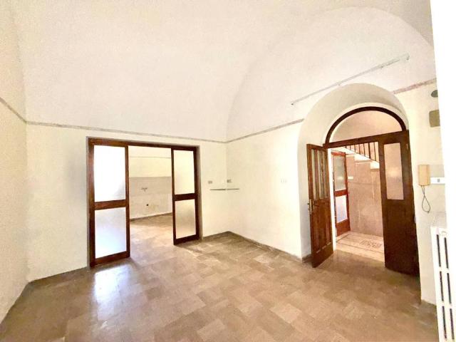 Palazzo / Stabile in vendita a Trani BT