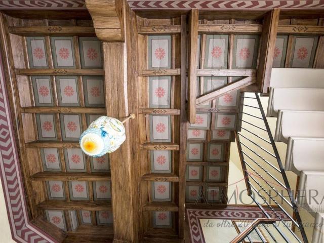 Palazzo / Stabile in vendita a Tradate VA