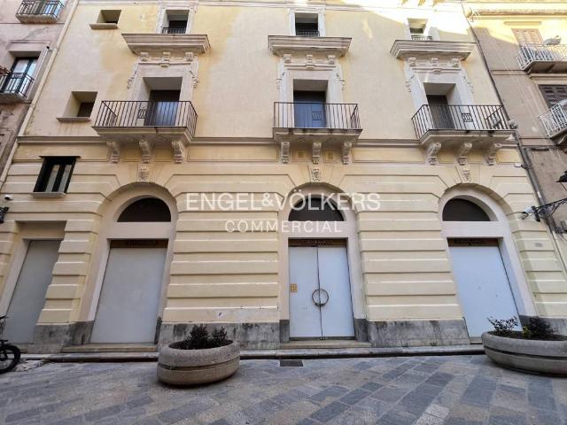 Palazzo / Stabile in vendita a Trapani TP