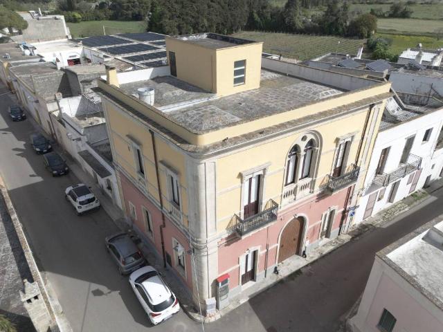 Palazzo / Stabile in vendita a Tricase LE
