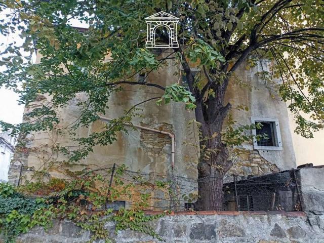 Palazzo / Stabile in vendita a Trieste TS