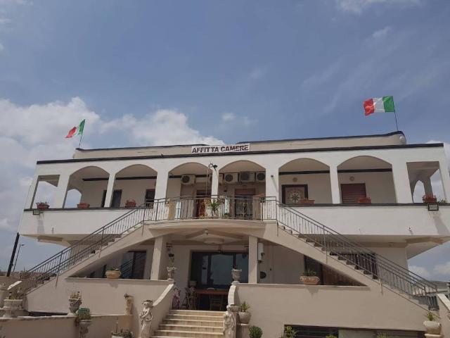 Palazzo / Stabile in vendita a Troia FG