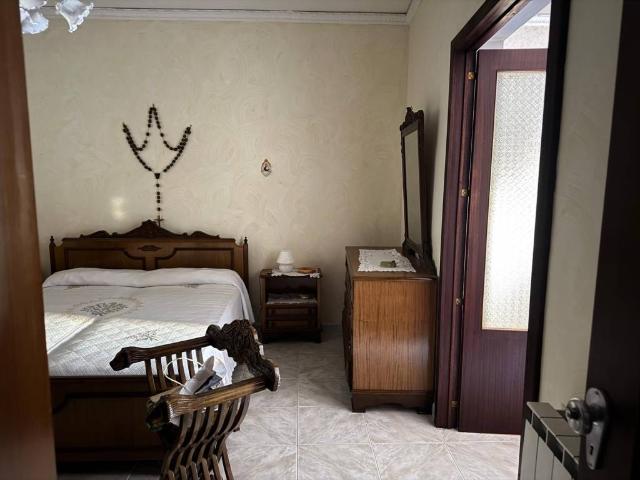 Palazzo / Stabile in vendita a Troina EN