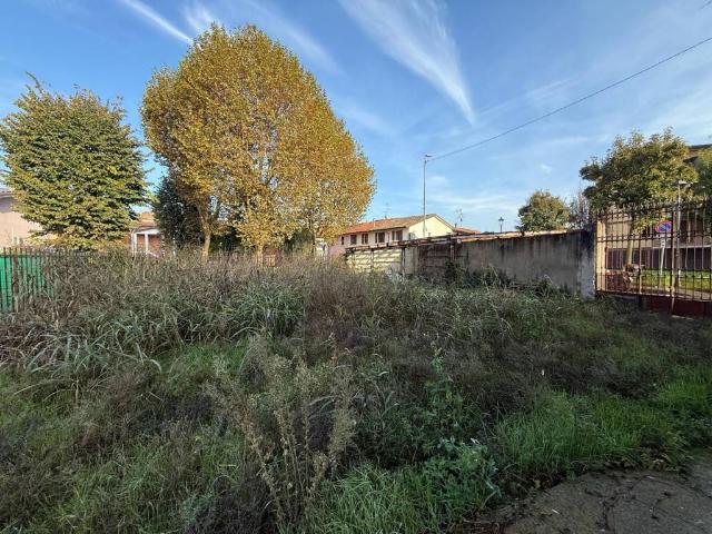 Palazzo / Stabile in vendita a Truccazzano MI