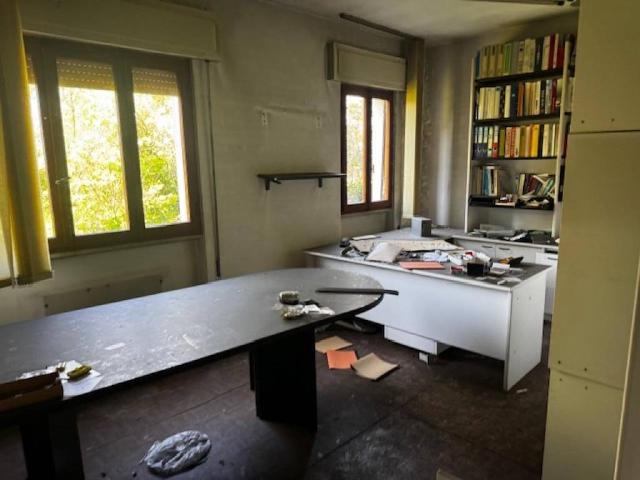 Palazzo / Stabile in vendita a Uzzano PT