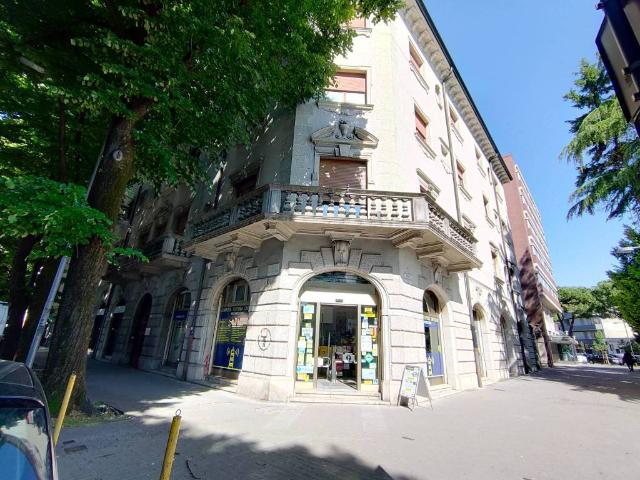 Palazzo / Stabile in vendita a Udine UD