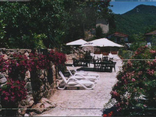 Palazzo / Stabile in vendita a Vagli Sotto LU