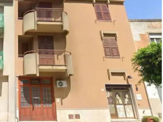 Palazzo / Stabile in vendita a Valderice TP
