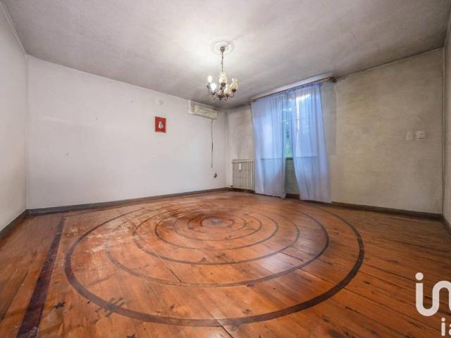 Palazzo / Stabile in vendita a Valeggio sul Mincio VR