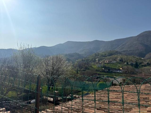 Palazzo / Stabile in vendita a Vallio Terme BS