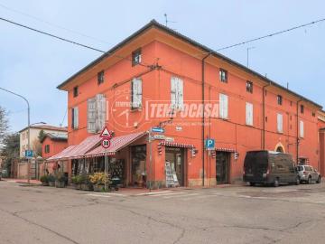 Palazzo / Stabile in vendita a Valsamoggia BO