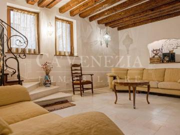 Palazzo / Stabile in vendita a Venezia VE