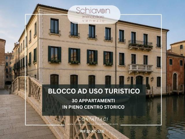 Palazzo / Stabile in vendita a Venezia VE